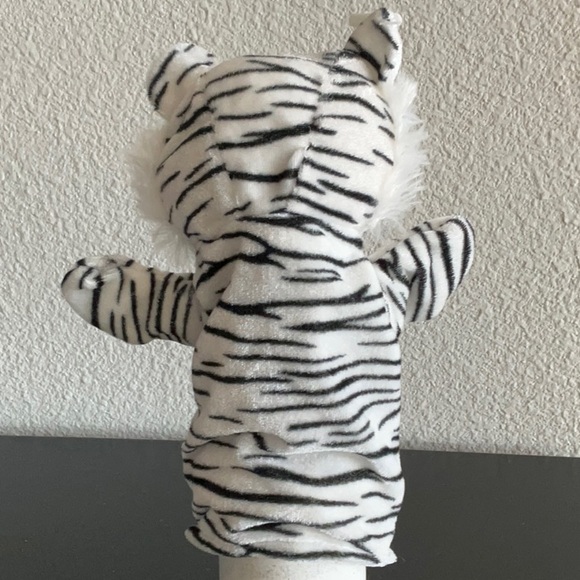 🫶🏼 New Zebra Animal Hand Puppet. For Girl or Boy. - Picture 4 of 8